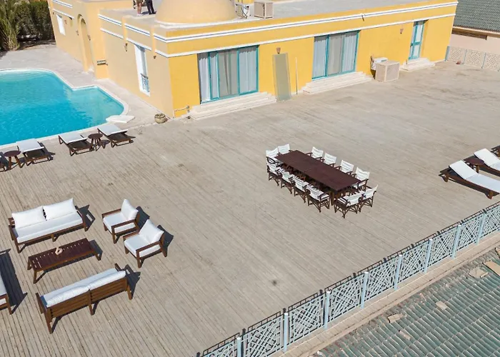 Luxury 5bd With Pool *