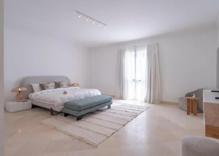 Luxury 5bd With Pool Hébergement de vacances