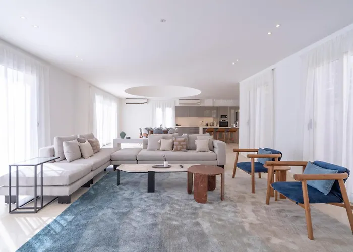 Luxury 5bd With Pool Hébergement de vacances *