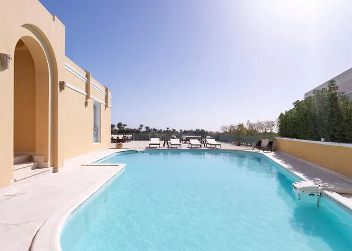 Luxury 5bd With Pool Hébergement de vacances *